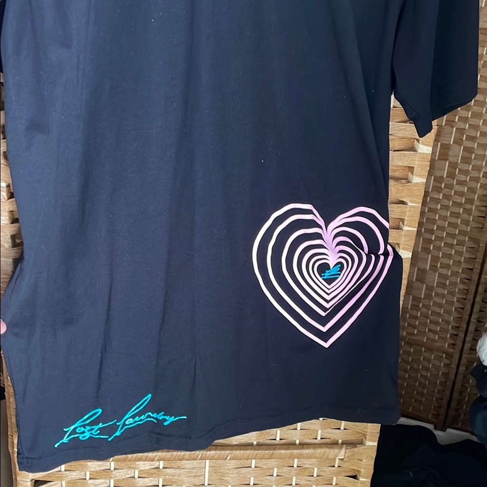 Lrg Black and Pink Short Sleeve Tee with Heart Design
